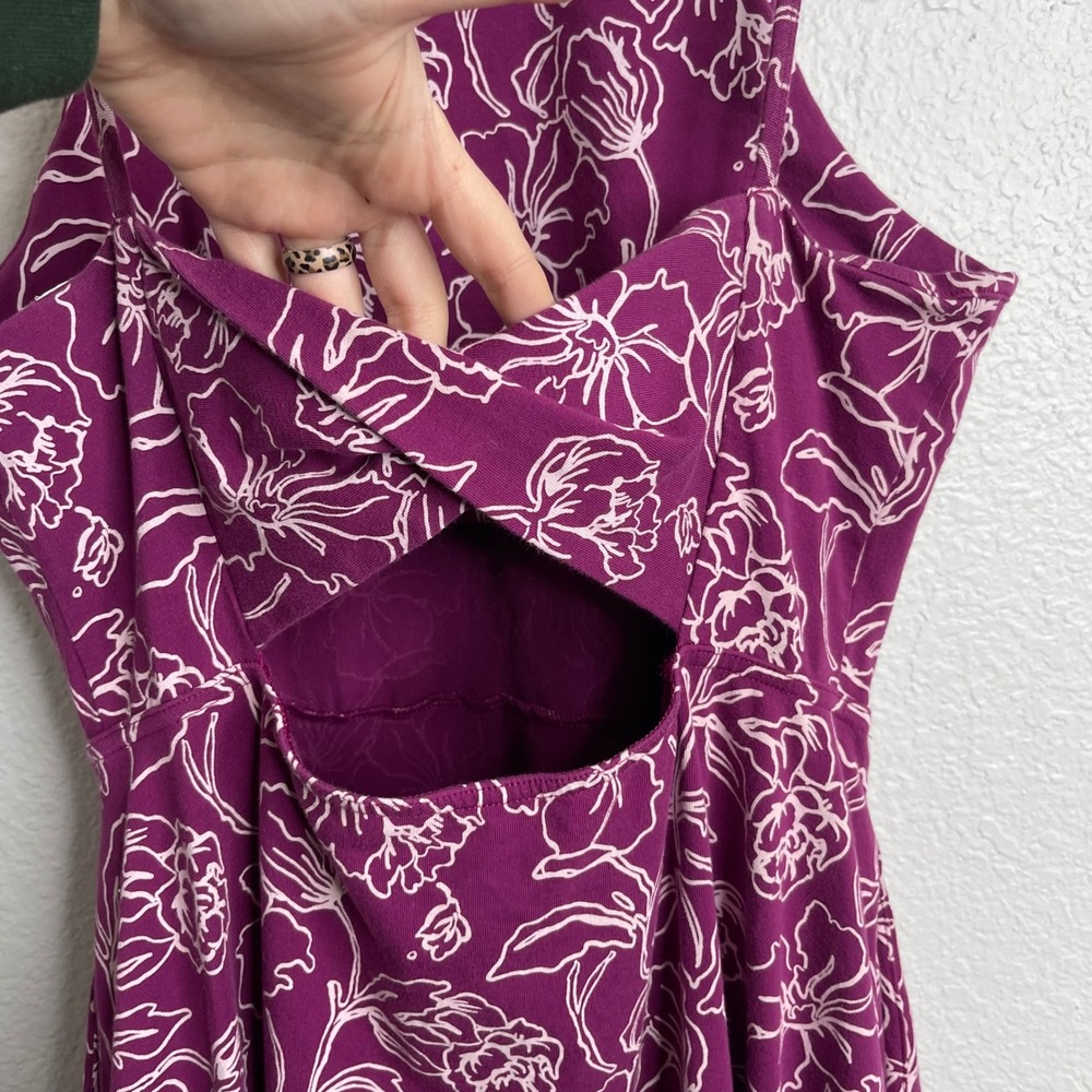 Pact Organic Cotton Floral Fit and Flare Dress Magenta Purple Cutout Back M - Picture 5 of 6